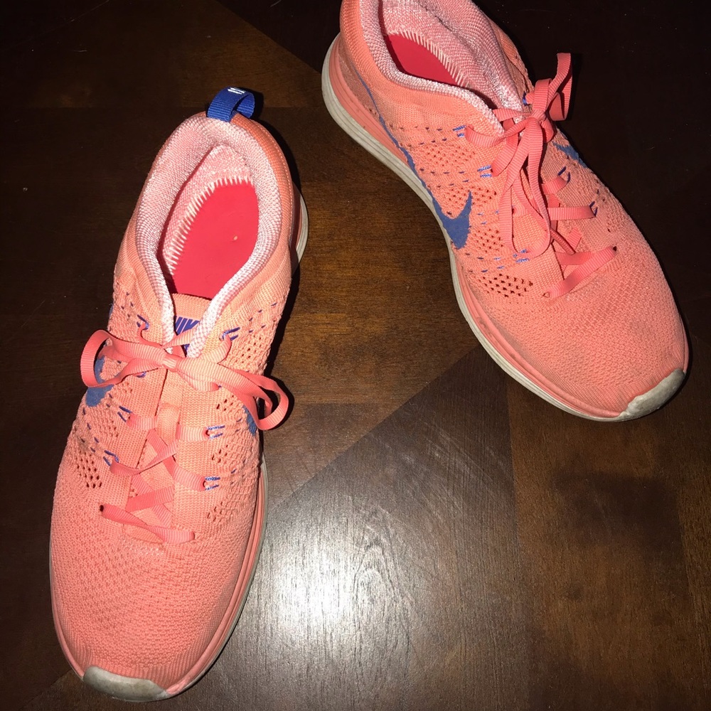 Nike Flyknit Lunar 1 Peach & Blue